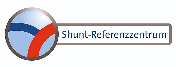 Logo mit einem kreisförmigen Symbol in Blau, Rot und Weiß neben dem Schriftzug 'Shunt-Referenzzentrum'