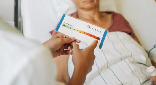 Schmerzanalyse bei einem Patienten