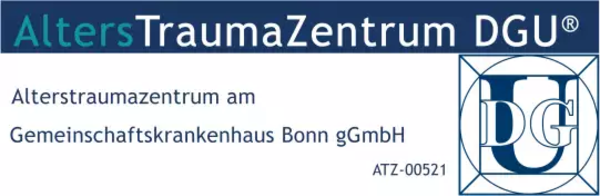 Logo und Schriftzug des AltersTraumaZentrums DGU mit dem Text 'Alterstraumazentrum am Gemeinschaftskrankenhaus Bonn gGmbH ATZ-00521'